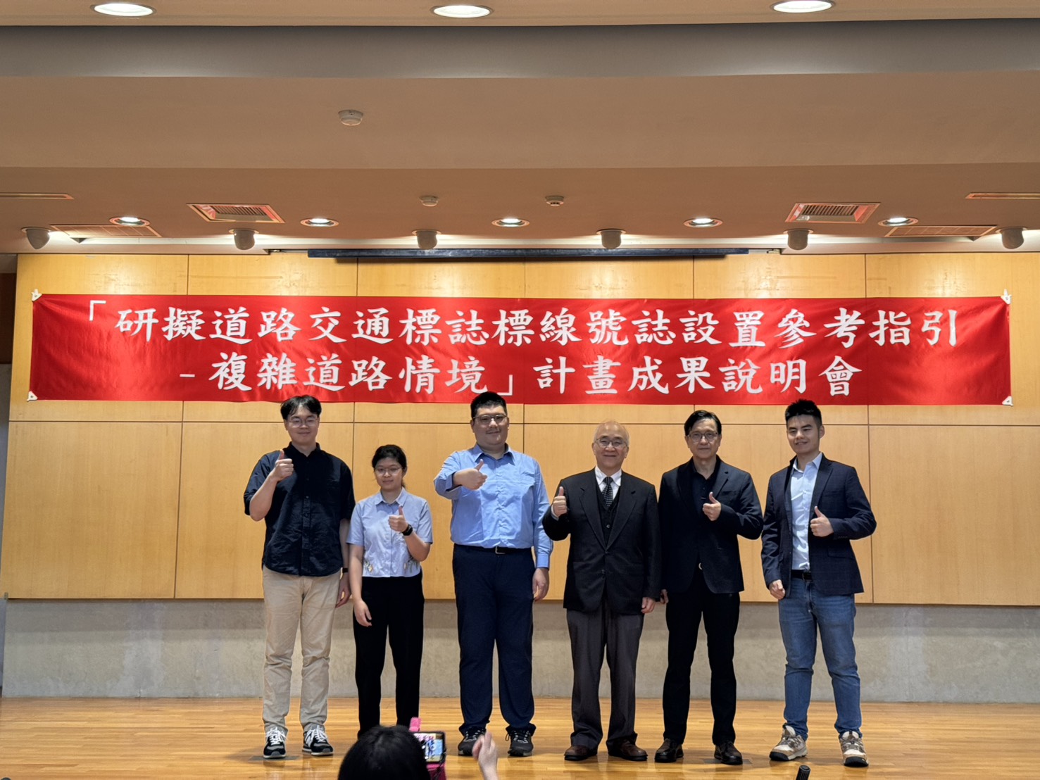 這是一張圖片 這是一張圖片